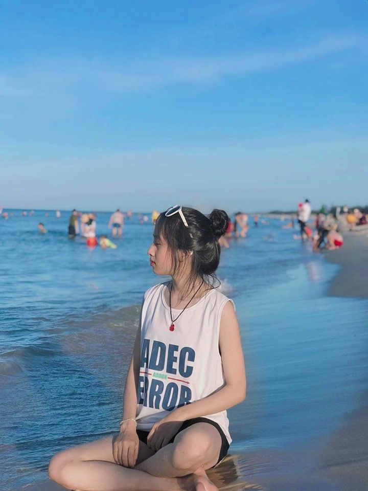 Ảnh gái xinh bikini biển 0040