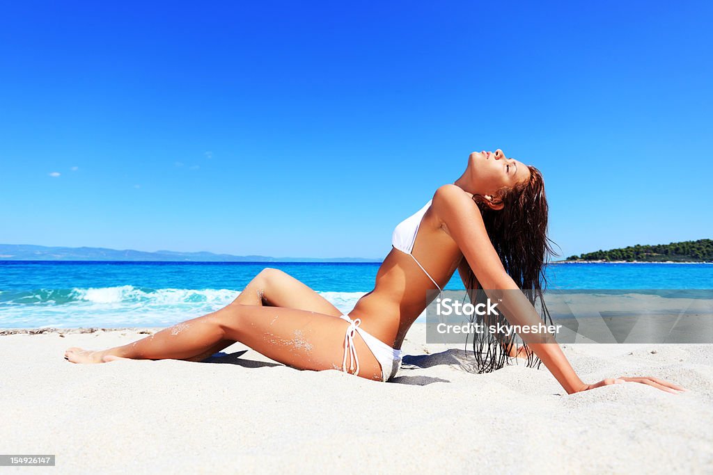 Ảnh gái xinh bikini biển 0045