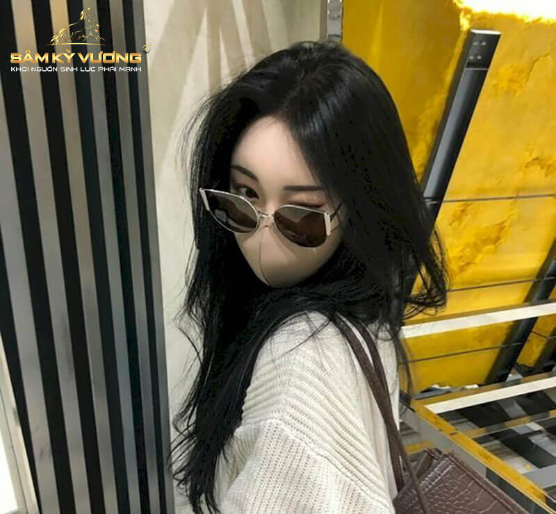 ảnh gái xinh đeo kính 0013