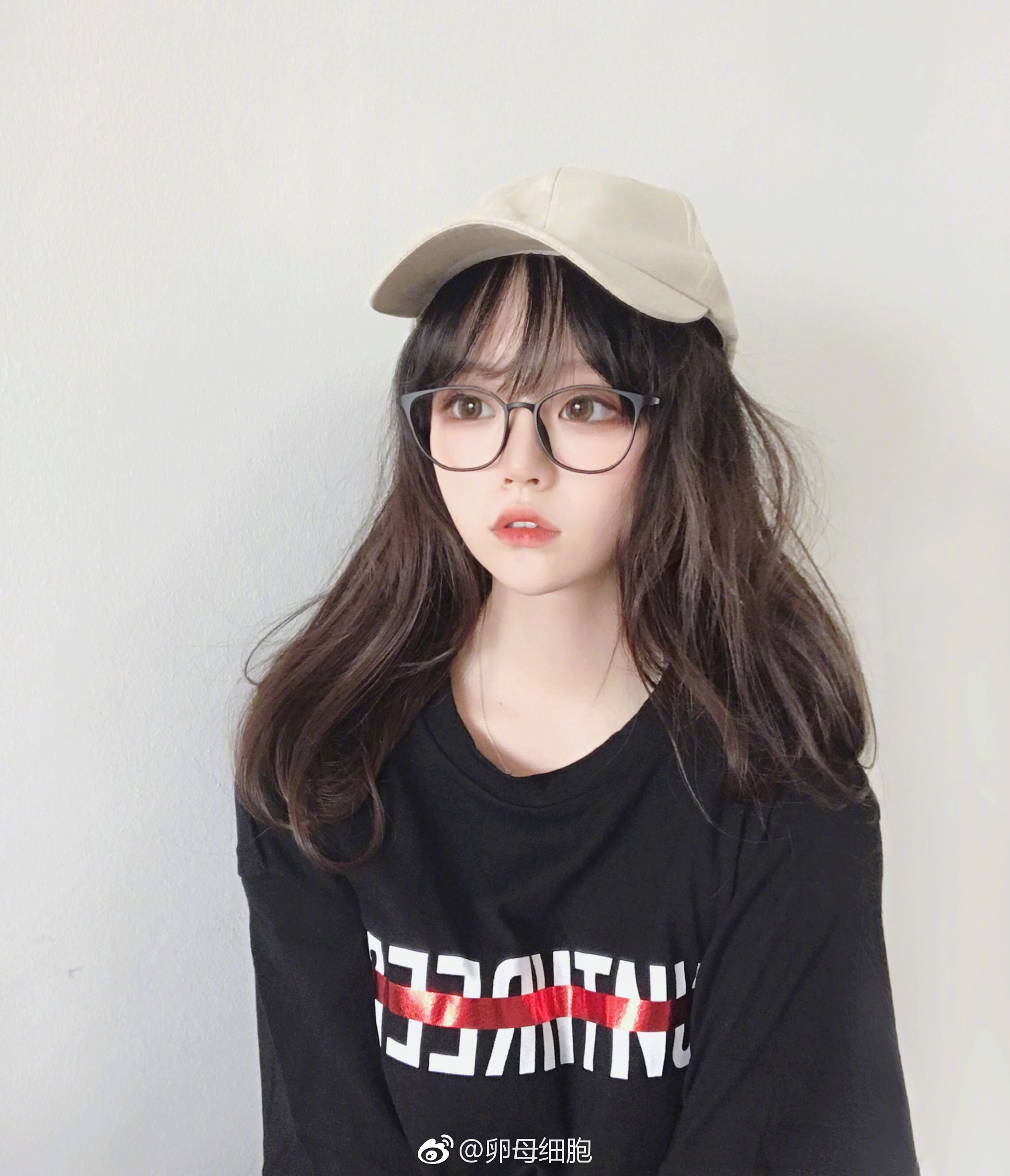 ảnh gái xinh đeo kính 0027