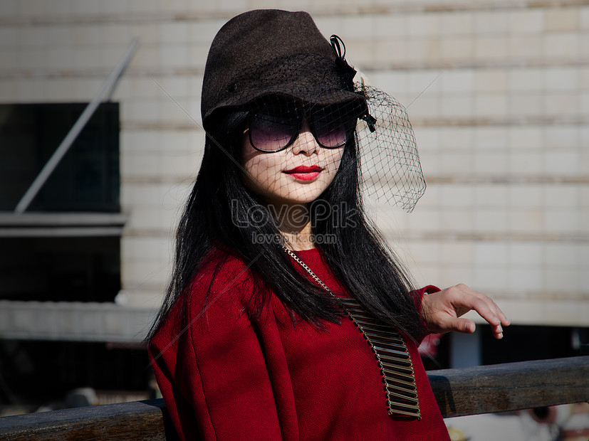 ảnh gái xinh đeo kính 0032