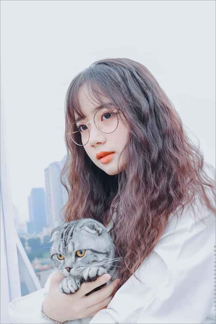ảnh gái xinh đeo kính 0046