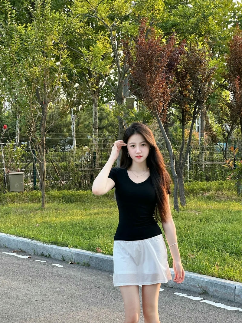 ảnh gái xinh mặc váy ngắn 0014