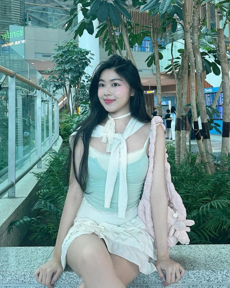 con gái mặc bikini 0038