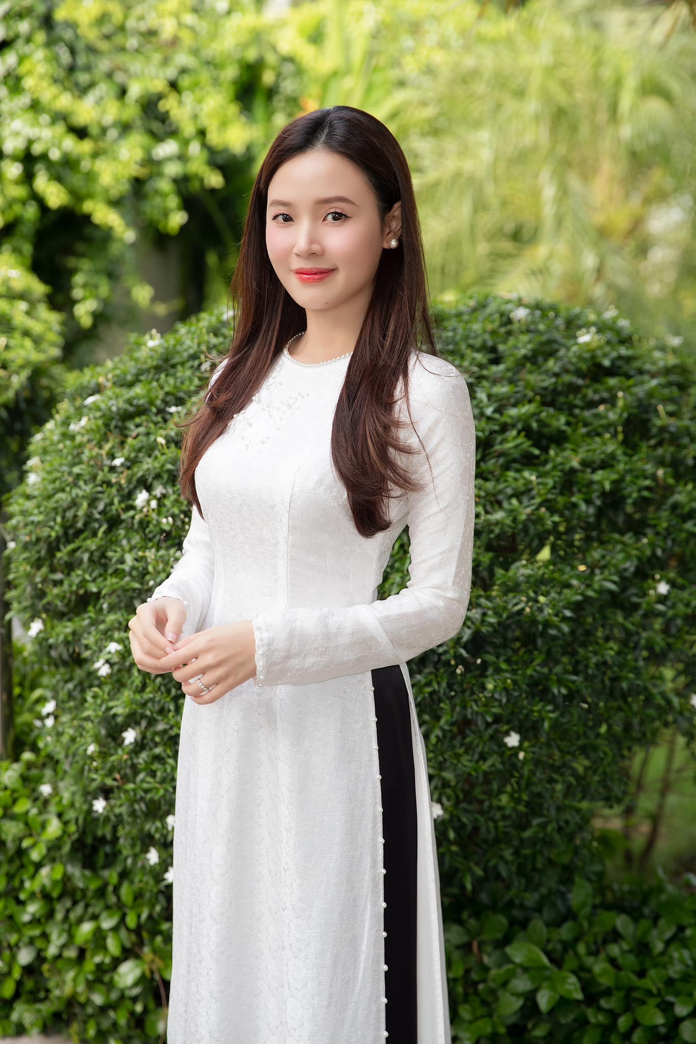gái xinh mặc áo dài