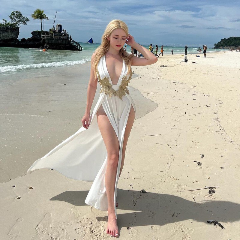 gái xinh hàn mặc bikini 0036