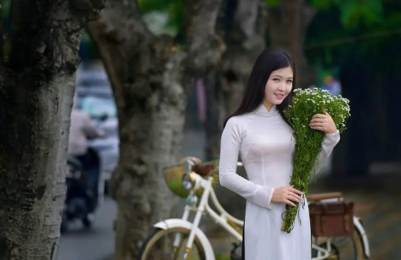 gái xinh mặc áo dài 0028