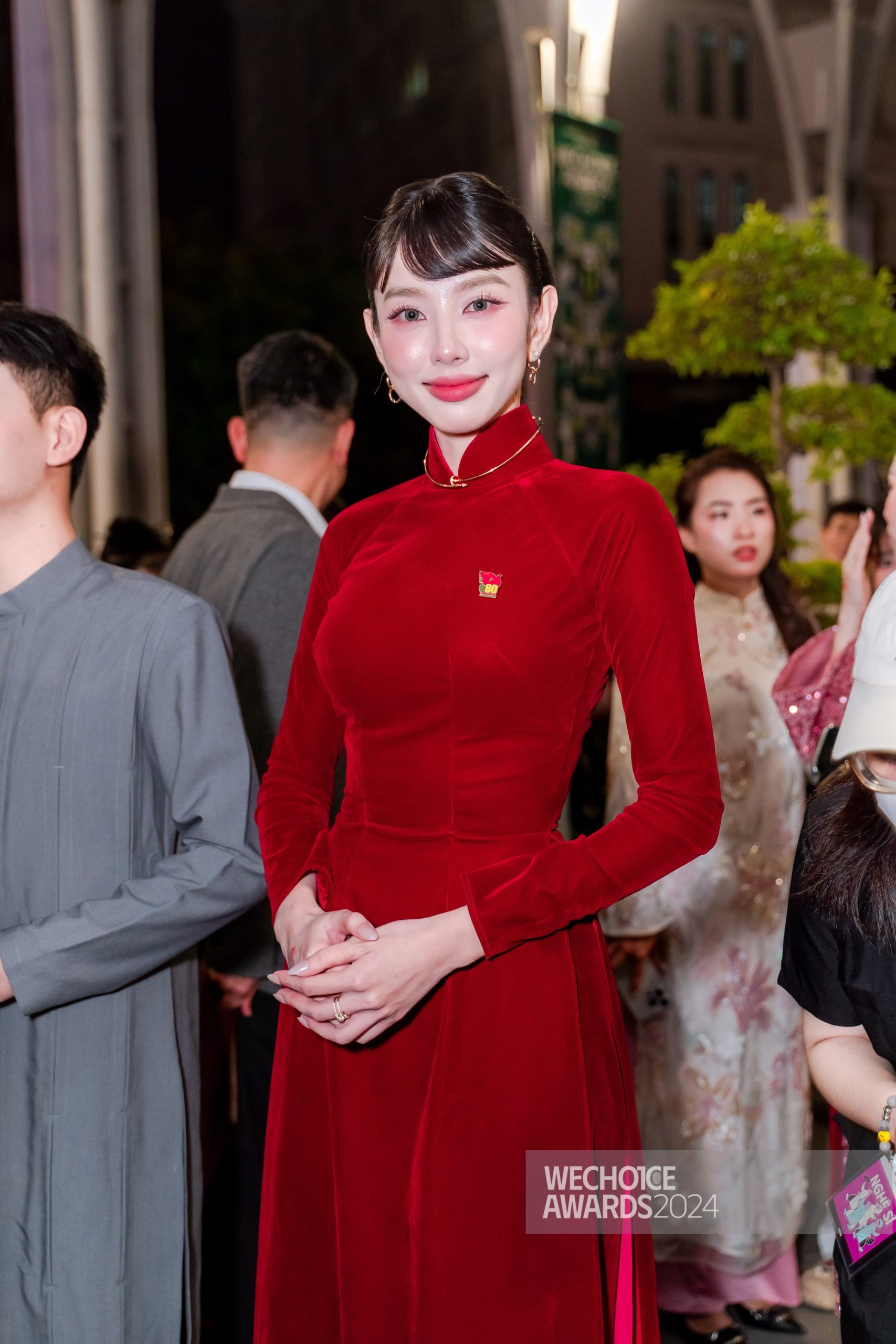 gái xinh mặc áo dài 0039