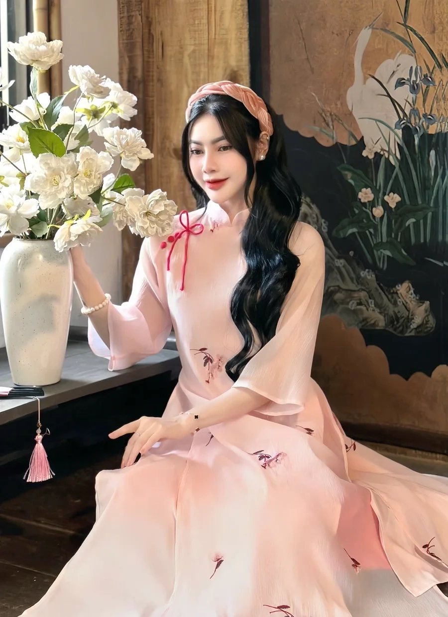 gái xinh mặc áo dài 0040