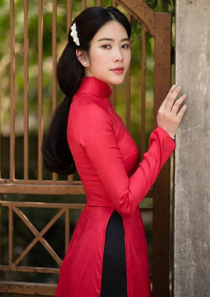 gái xinh mặc áo dài 0043