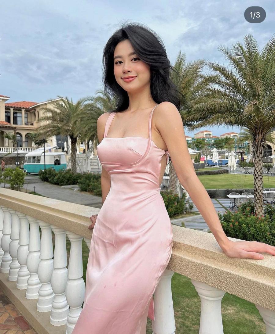 gái xinh mặc váy 0022