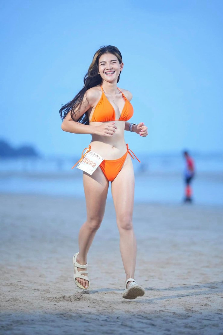 gái xinh thái lan bikini 0027