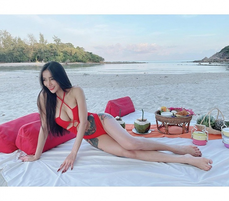gái xinh thái lan bikini 0048