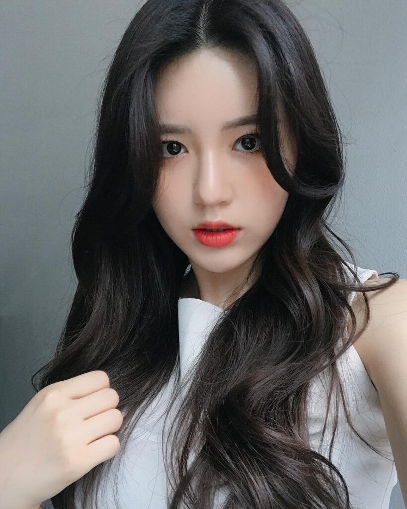 gái xinh tóc dài
