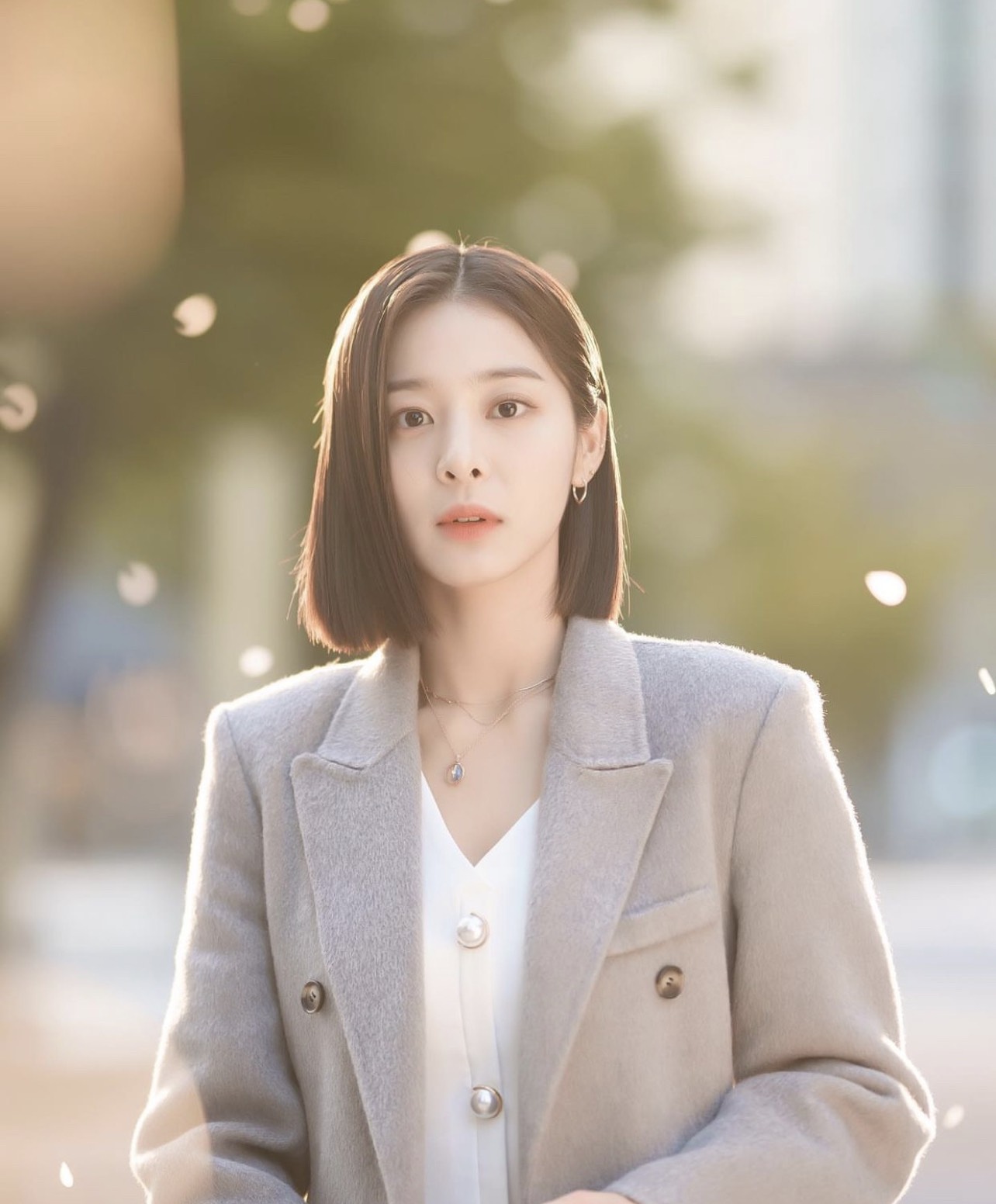 hình gái đẹp tóc ngắn 0021