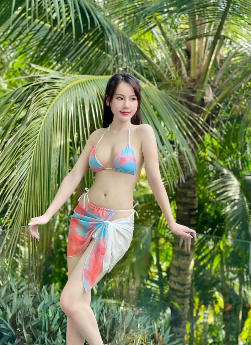 hình nền gái xinh bikini 0012