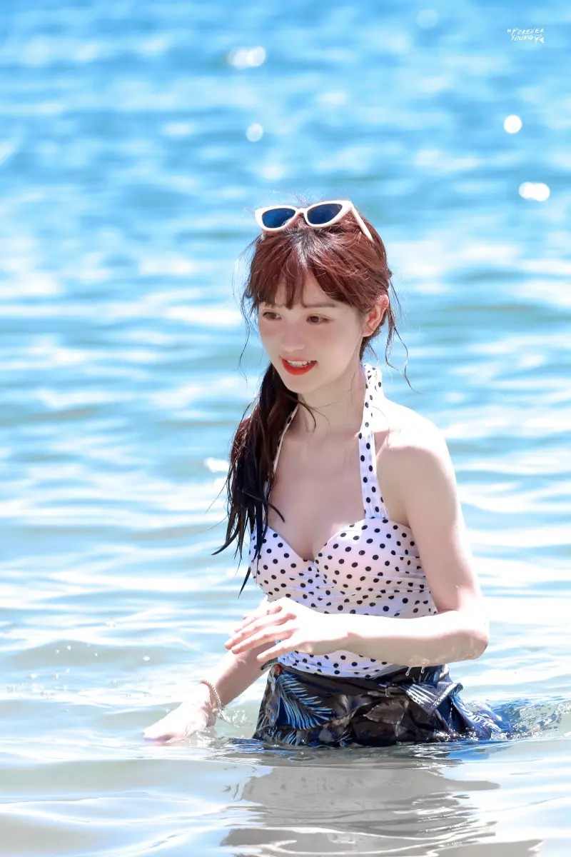 Ui Bikini 0040